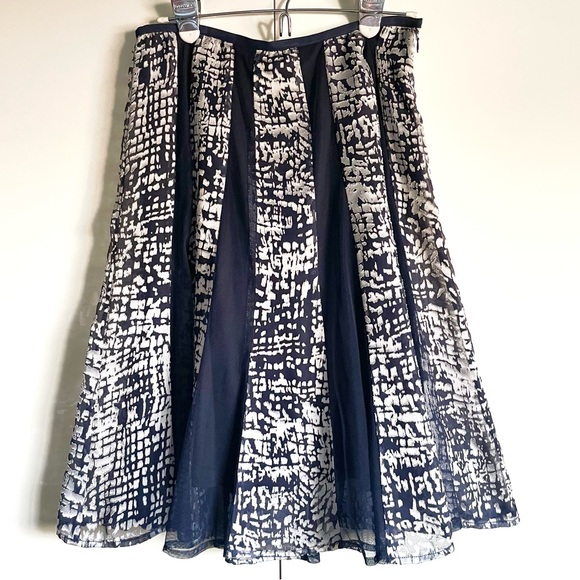 Nic + Zoe Burnout Squares Mixed Media Panel A-line Skirt Size 8 EUC - Picture 3 of 13